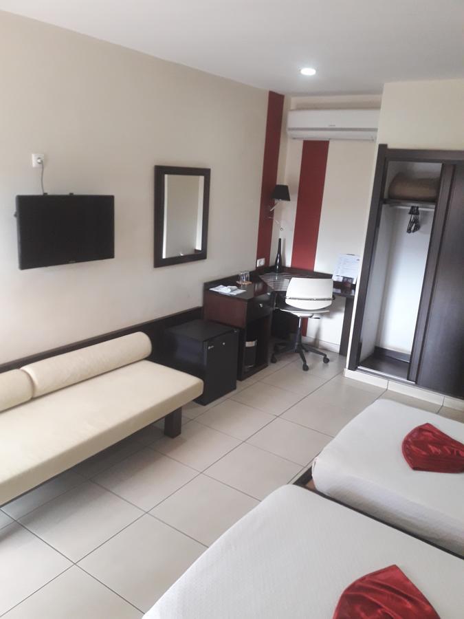 Hotel Moatize Екстер'єр фото