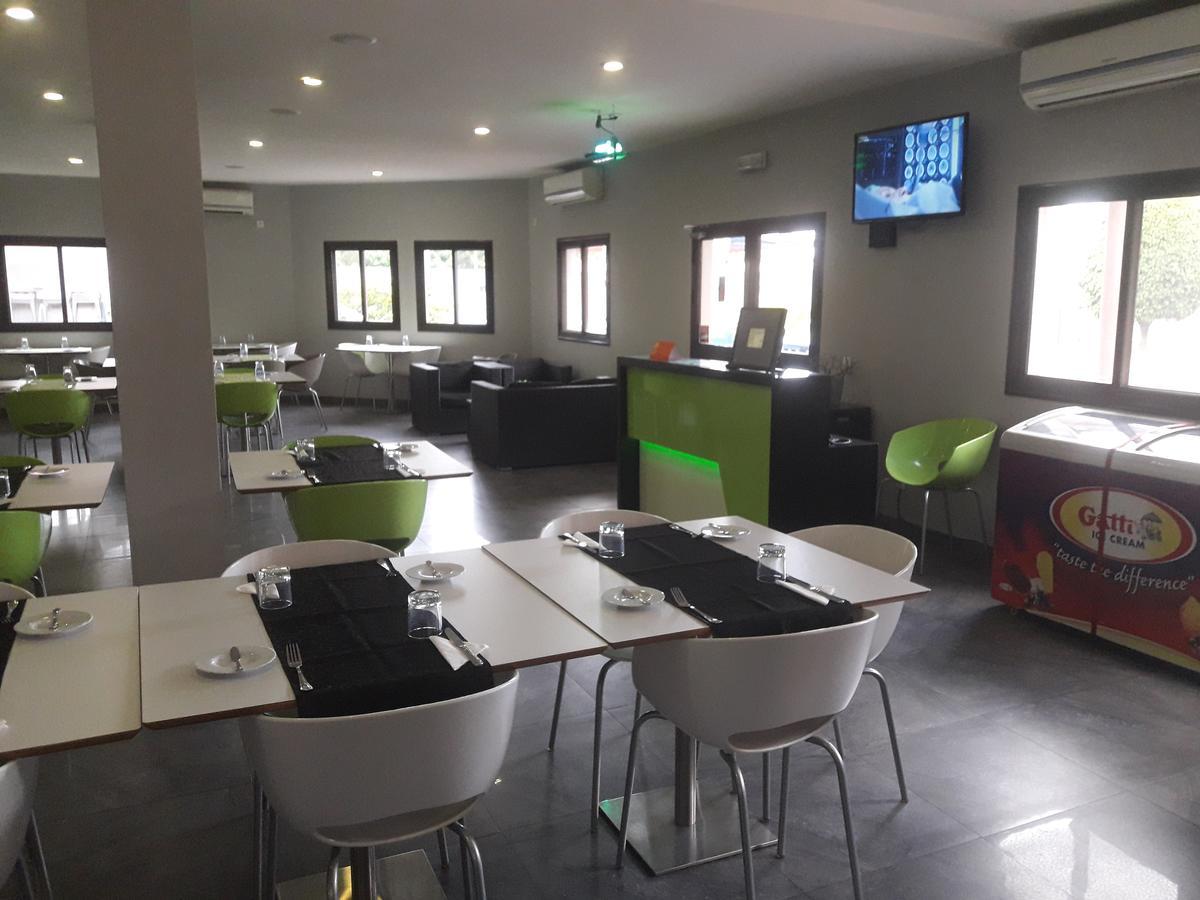 Hotel Moatize Екстер'єр фото